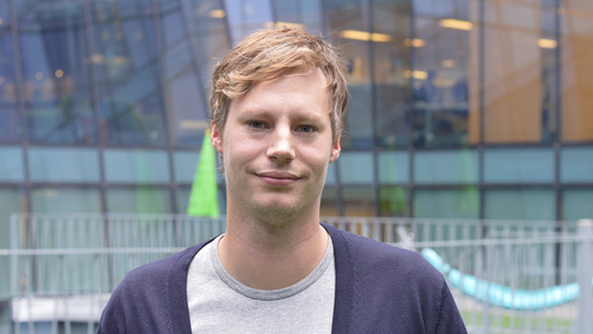 Tobias Boström, Nöjesguiden.